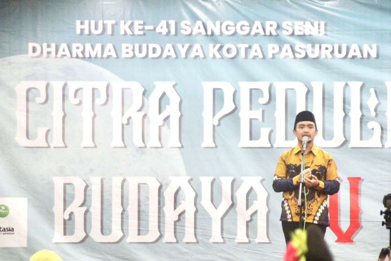 Wakil Walikota Pasuruan, Adi Wibowo (Mas Adi) menghadiri acara hari ulang tahun Sanggar Dharma Budaya Kota Pasuruan. (Foto: ist)