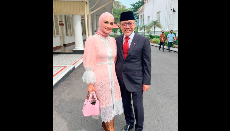 Futri Zulya Savitri resmi berganti nama secara negara menjadi Putri Zulkifli Hasan. (Foto: Instagram)