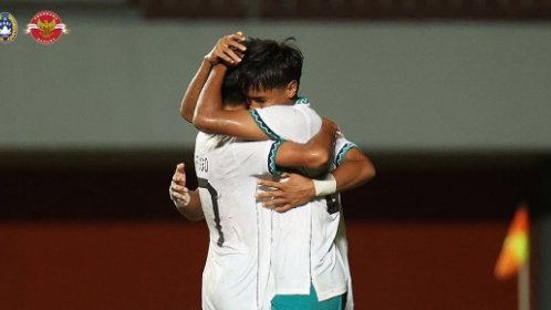 Selebrasi Waliy Marifat saat mendapatkan peluang penalti di menit ke-76, menambah gol Timnas Indonesia melibas Singapura, Piala AFF U-16 di Stadion Maguwoharjo, Sleman, Rabu 3 Agustus 2022. (Foto: Instagram PSSI)