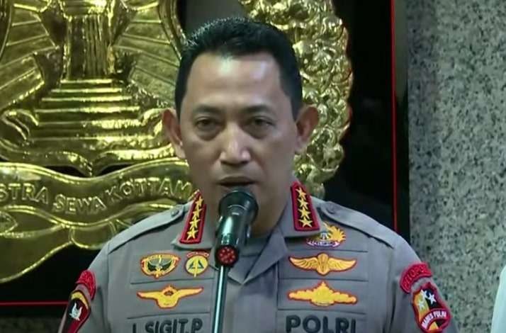 Kapolri Jenderal Listyo Sigit menetapkan Irjen Ferdy Sambo tersangka baru kasus pembunuhan Brigadir J. (Foto: Antara)