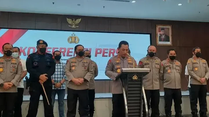 Kapolri Jenderal Listyo Sigit dalam konferensi pers terkait kasus penembakan Brigadir J. (Foto: Tangkapan Layar Youtube)