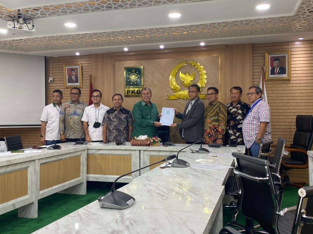 Dewan Pers terus melakukan safari untuk mereformulasi 14 pasal Rancangan Kitab Undang-Undang Hukum Pidana (RKUHP) ke Fraksi PKB. (Foto: Dokumentasi Dewan Pers)