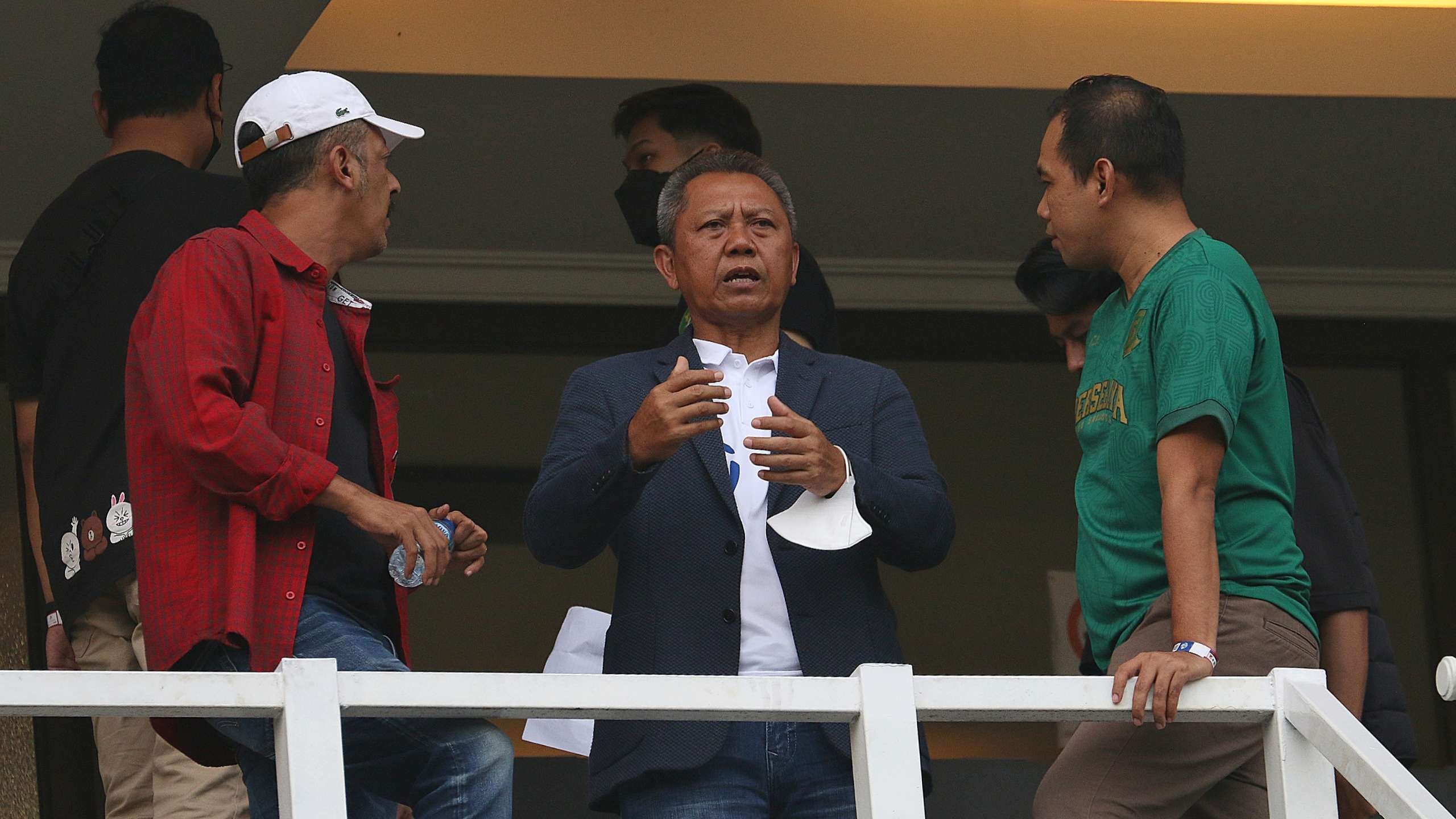 Direktur Operasional PT LIB, Sudjarno, saat berada di Stadion Gelora Bung Tomo, Surabaya, Minggu 14 Agustus 2022. (Foto: Fariz Yarbo/Ngopibareng.id)