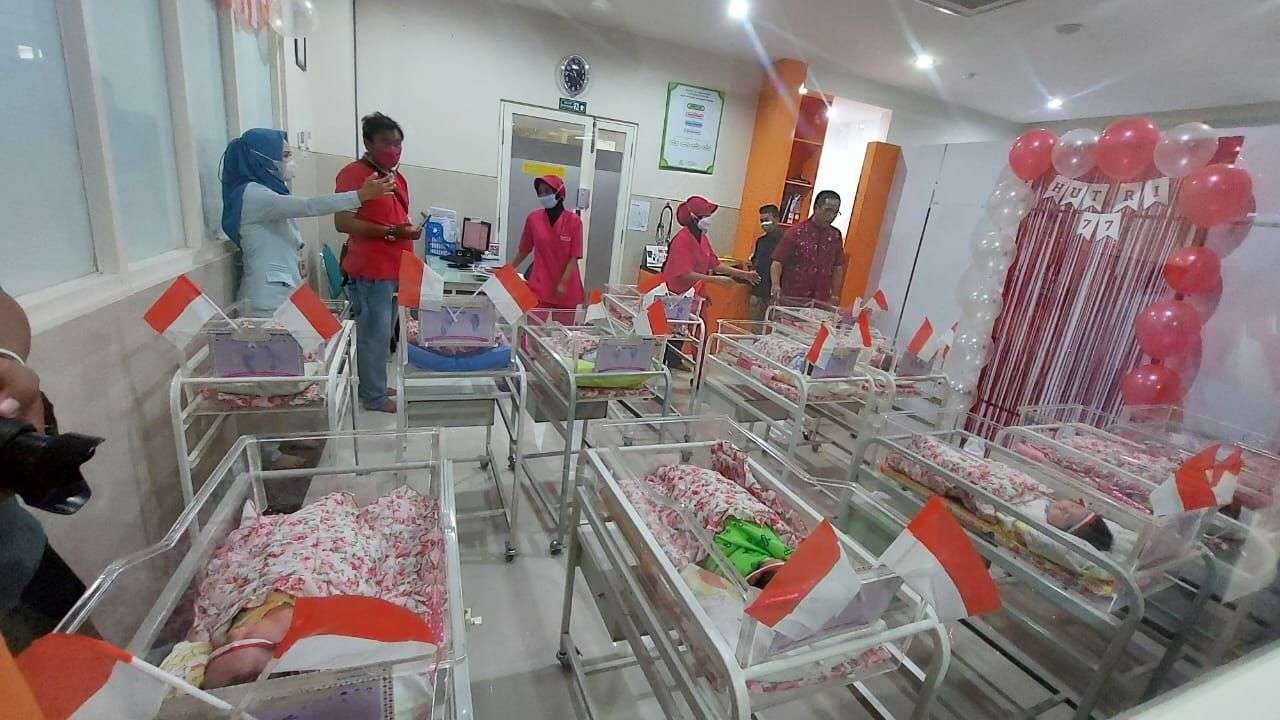 Sebanyak 16 bayi lahir di RSIA Amanah, Kota Probolinggo bersamaan dengan HUT Kemerdekaan, 17 Agustus 2022. (Foto: Ikhsan Mahmudi/Ngopibareng.id)