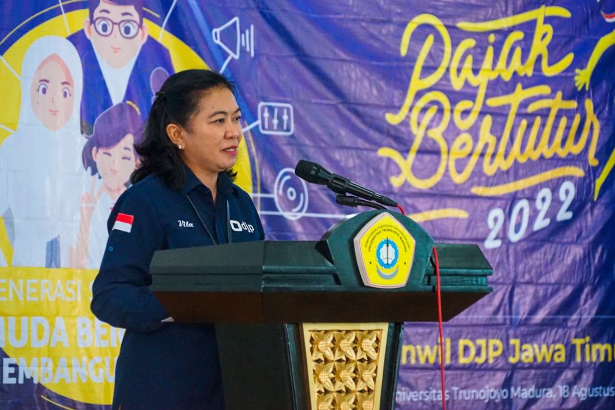 Vita Avantin saat menyampaikan paparan agar generasi muda sadar pajak. (Foto: Kanwil DJP)