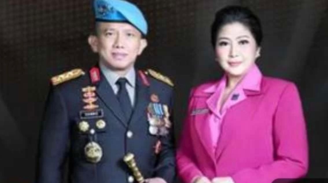 Mantan Kadiv Propam Polri Irjen Pol Ferdy Sambo dan istrinya Putri Chadrawathi ditetapkan menjadi tersangka kasus pembunuhan Brigadir J. (Foto: Instragram @divpropampolri)