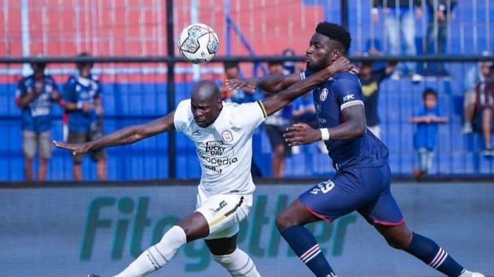 Jalannya laga antara Arema FC versus RANS Nusantara FC di Stadion Kanjuruhan, Malang (Foto: Instagram:@aremafcofficial)