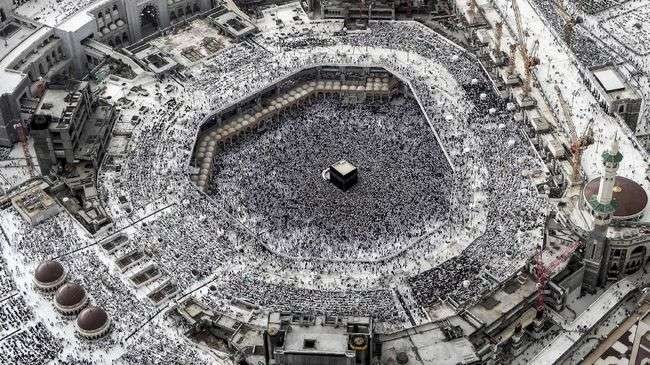 Eks Imam Masjidil Haram, Sheikh Saleh Al-Thalib, divonis penjara 10 tahun setelah pada 2018 lalu ditangkap otoritas Saudi diduga gegara isi khotbahnya. (Foto: AFP)