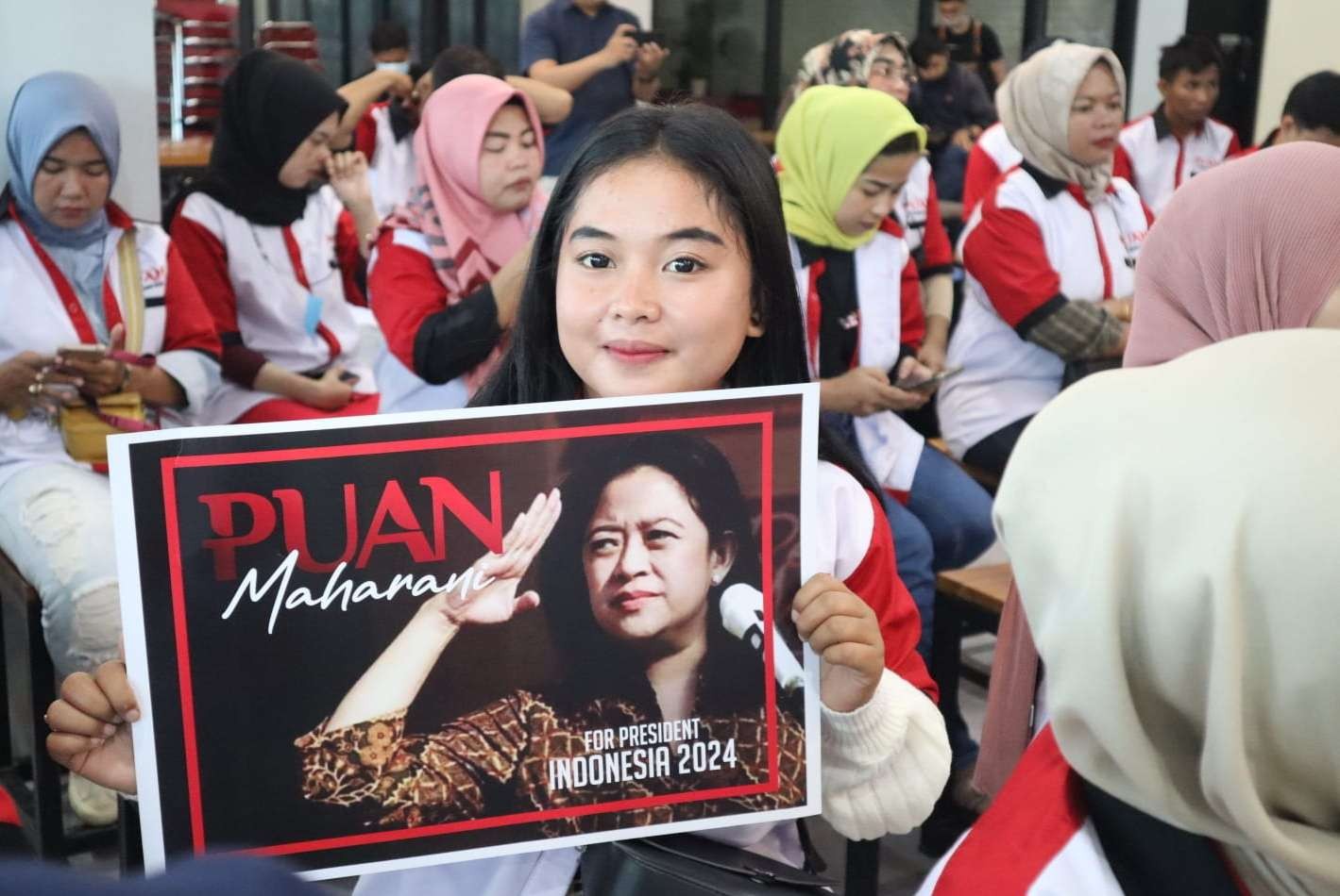 Di Makasar relawan Puan Permataku deklarasikan dukung Ketua DPR RI Puan Maharani menjadi Capres 2024 (Foto: Puan Media Center)