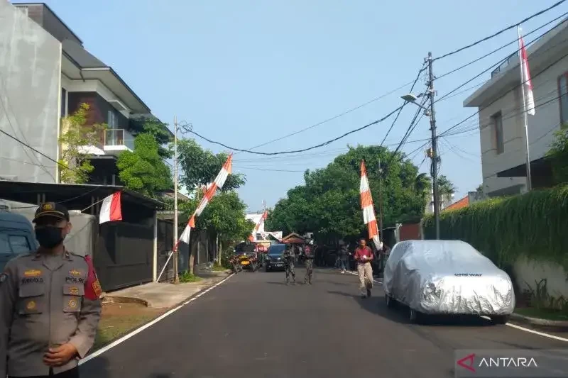 Suasana rumah Ferdy Sambo di rumah pribadi Ferdy Sambo di Saguling, Jakarta Selatan.(Foto: dok. Antara)