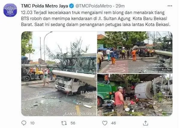 Kecelakaan maut truk trailer menyebabkan tiang listrik roboh dan menimpa sejumlah korban. (Foto: Twitter @TMCPoldaMetro)