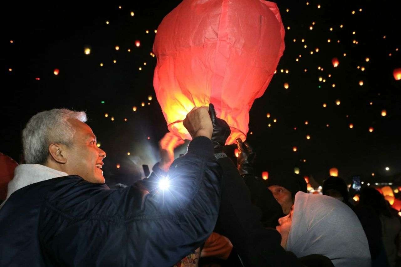 Setelah dua tahun berlalu, pesta lampion dalam acara Dieng Culture Festival (DCF) 2022 kembali dihadiri oleh Gubernur Jawa Tengah Ganjar Pranowo. (Foto: ist)