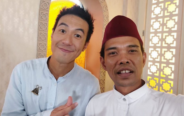 Ustadz Abdul Somad (UAS) dan Daniel Mananta membahas praktik perdukunan di kanal YouTube. (Foto: Dokumentasi UAS)