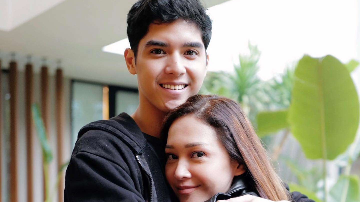 Maia Estianty bocorkan hubungan Al Ghazali dengan pacarnya Alyssa Daguise sudah putus.(Foto: Instagram)