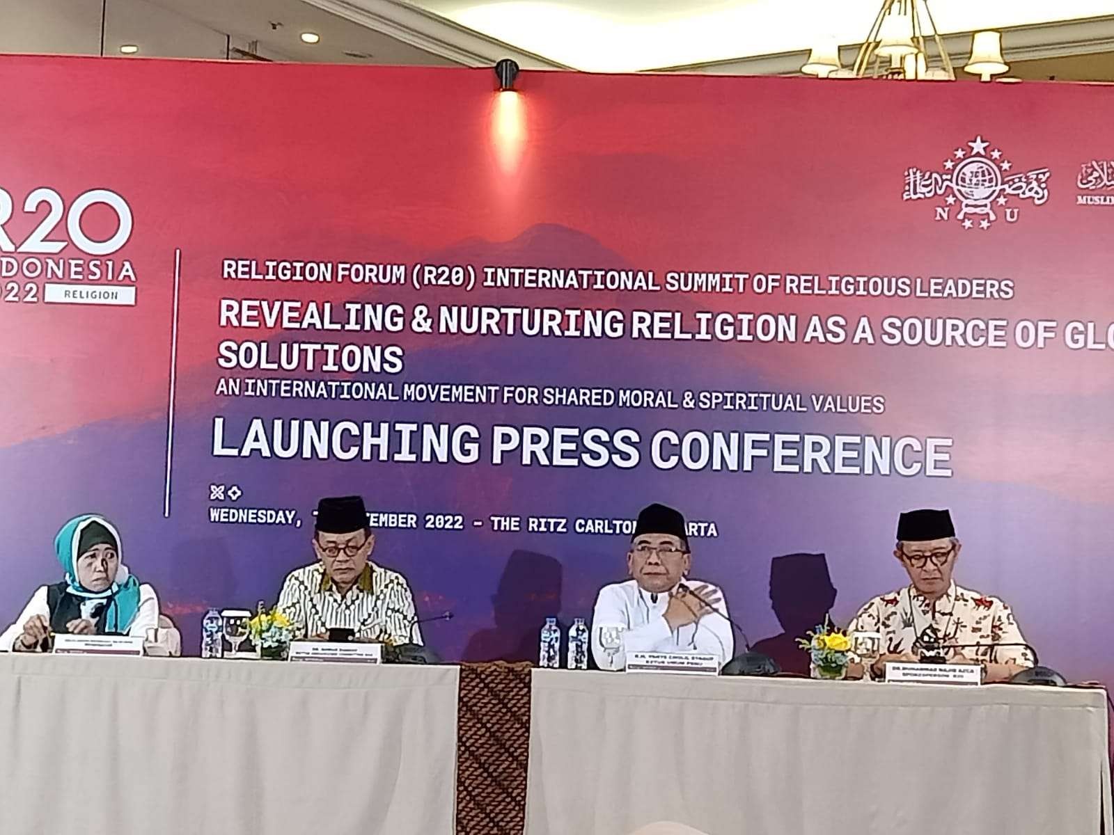 Ketua Umum PBNU KH Yahya Cholil Staquf dalam Launching Press Conference Religion Forum (R20) International Summit of Religious Leaders di The Ritz Carlton, Jakarta, Rabu, 7 September 2022. (Foto: Istimewa)