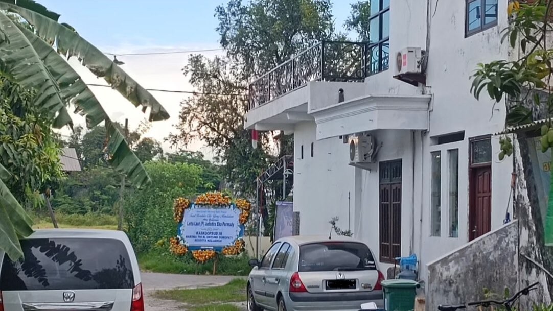 Rumah salah satu anggota di kawasan Patria Permai V, Driyorejo, Gresik (Foto: Andhi Dwi/Ngopibareng.id)