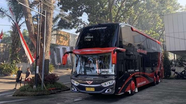 Salah satu unit bus double decker PO Juragan99 Trans (Instagram:@juragan99trans)