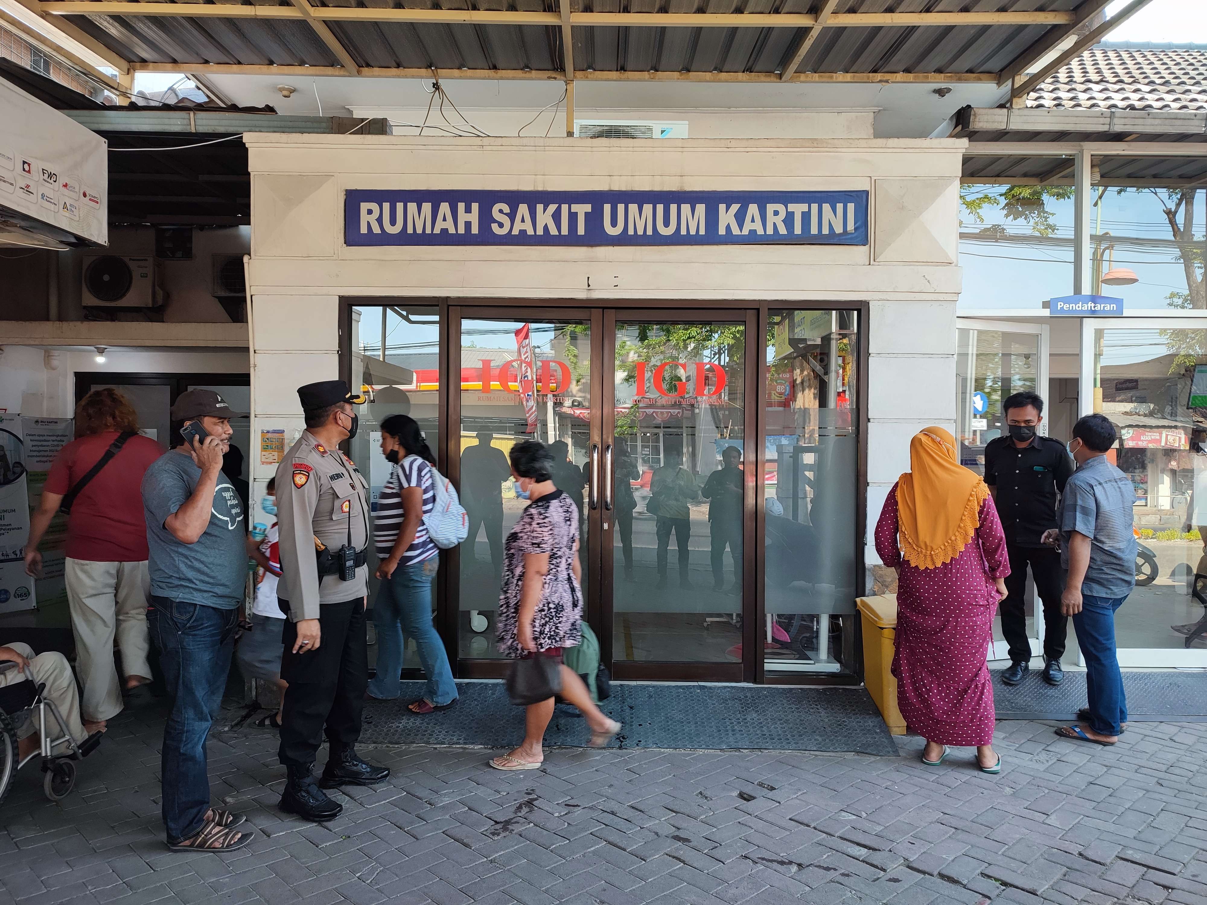 Polisi selidiki kasus pembacokan pelajar SMK di Mojosari.(Foto : Deni Lukmantara/Ngopibareng.id)