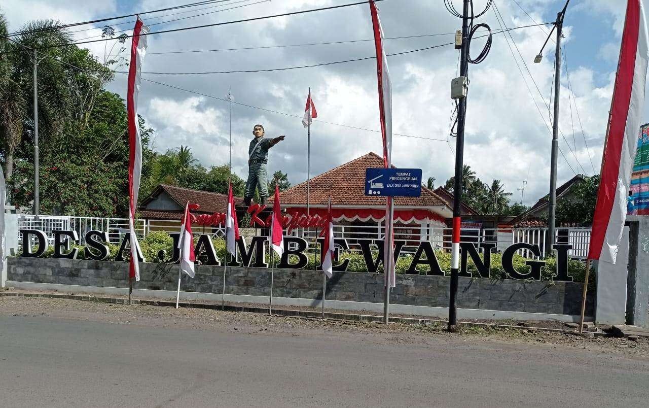 Kepala Desa (Kades) Jambewangi, Kecamatan Sempu, Banyuwangi, tak tahu data warga penerima BLT BBM raib. (Foto: Dokumentasi Pemdes Jembewangi)