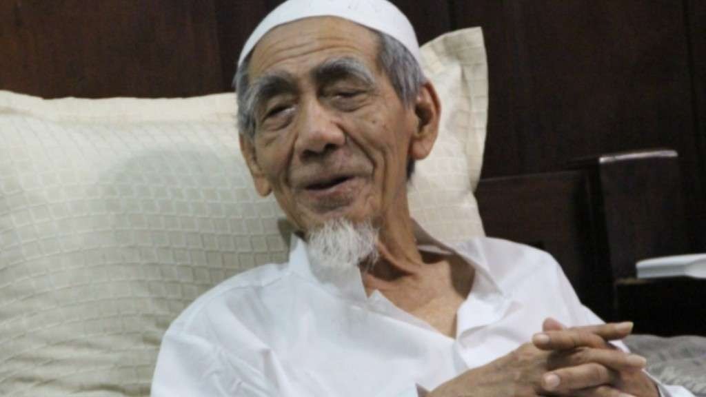 KH Maimoen Zubair (almaghfurlah), ulama legendaris dari Pesantren Al-Anwar Sarang, Rembang, Jawa Tengah. (Foto: rep pptq)