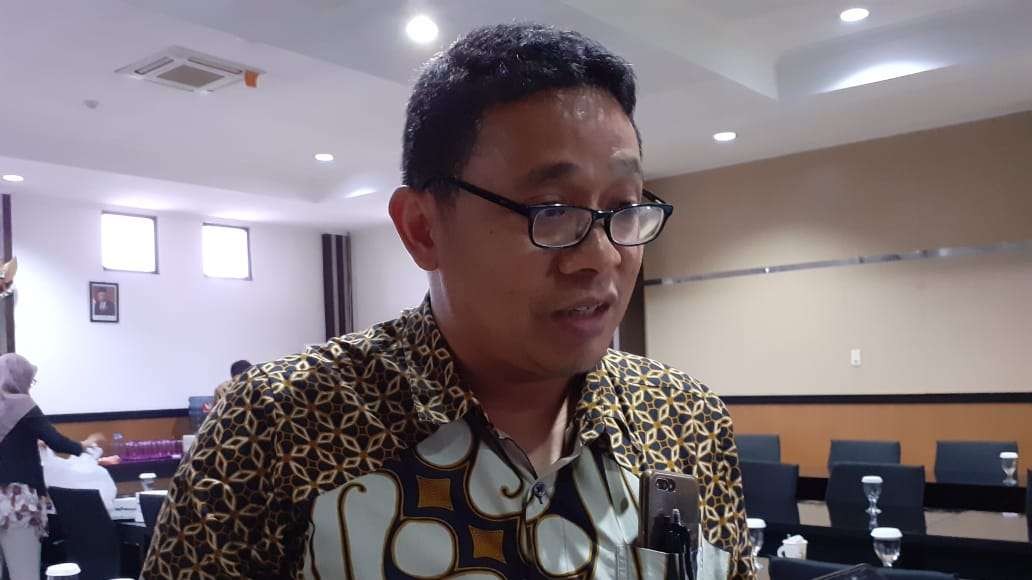 Pakar Politik Universitas Brawijaya, Wawan Sobari saat berada di Gedung FISIP UB (Foto: Lalu Theo/ngopibareng.id)