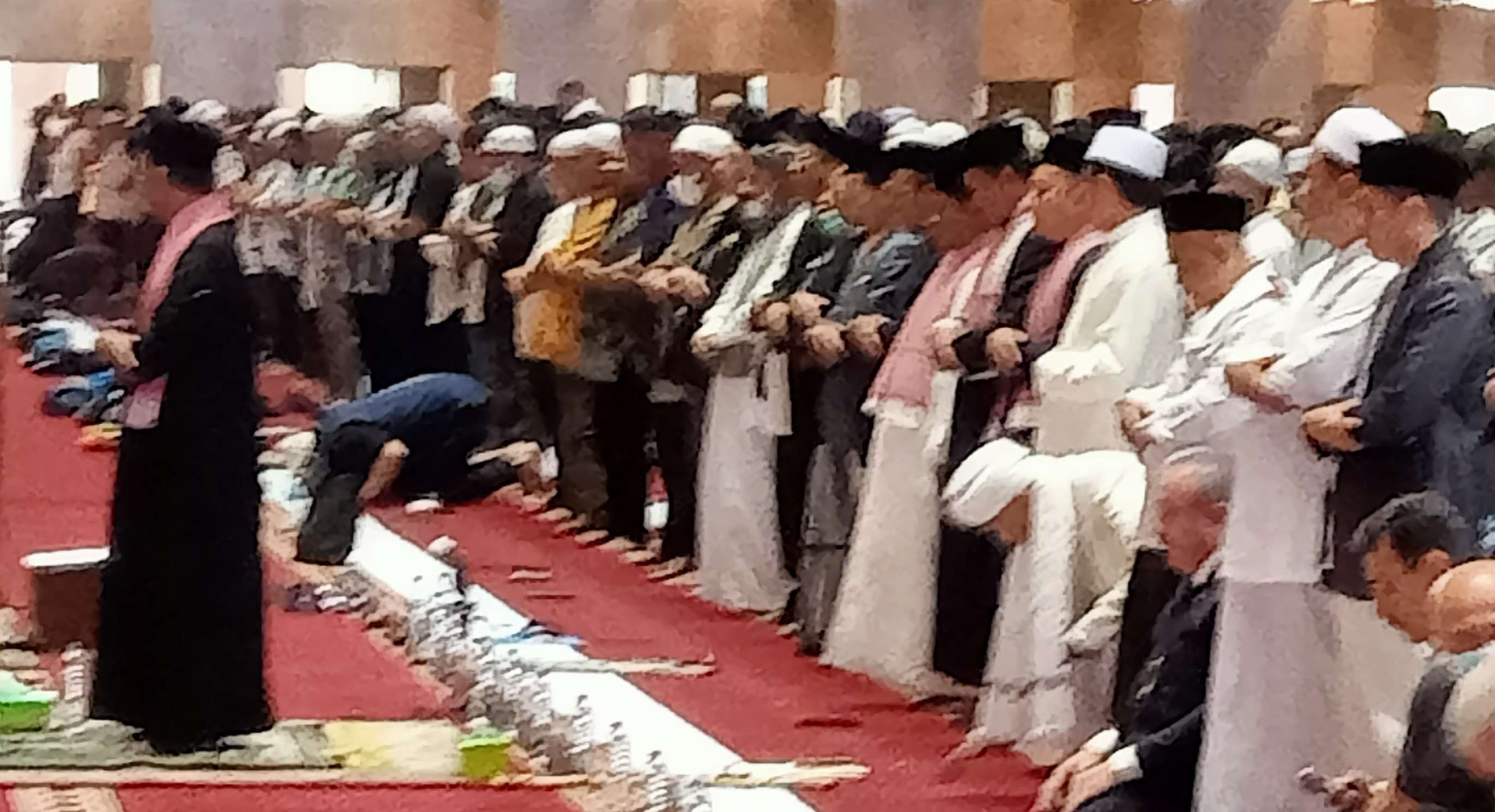 Salat gaib untuk korban tragedi Kanjuruhan digelar di Masjid Istiqlal, usai pelaksanaan salat Jumat, 7 Oktober 2022. (Foto: Asmanu Sudharso/Ngopibareng.id)