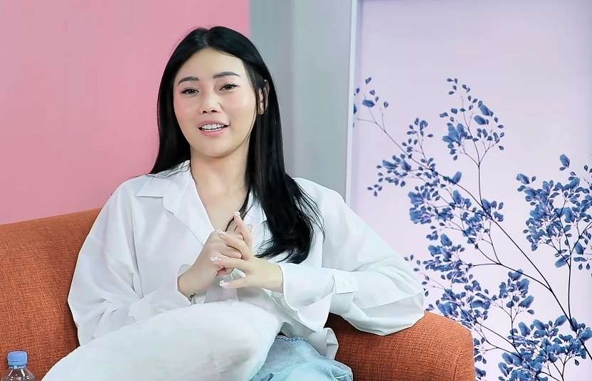 Wendy Walters akan melayangkan gugatan cerai terhadap Reza Arap karena perselingkuhan. (Foto: YouTube Luna's Room/Luna Maya)