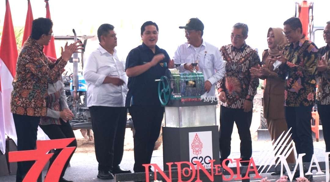 Erick Thohir didampingi Menteri ESDM dan Pejabat negara, Provinsi, Kabupaten/Kota. (Foto : Deni Lukmantara/Ngopibareng)