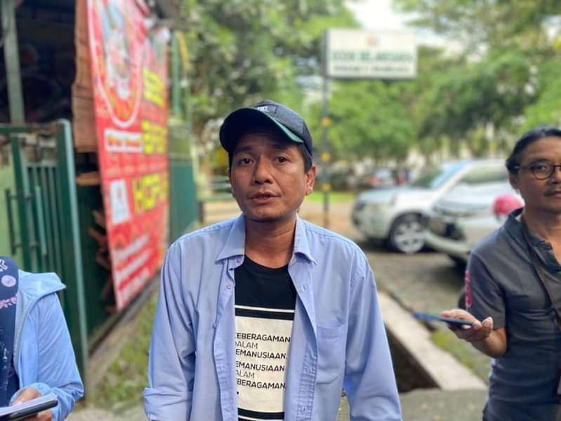 Sekjen Federasi KontraS, Andi Irfan saat berada di kompleks Lapangan Rampal, Kota Malang (Foto: Lalu Theo/ngopibareng.id)