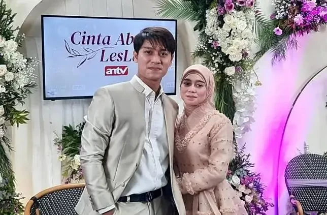 Pasangan tunangan Rizky Billar dan Lesti Kejora. (Foto: Istimewa)