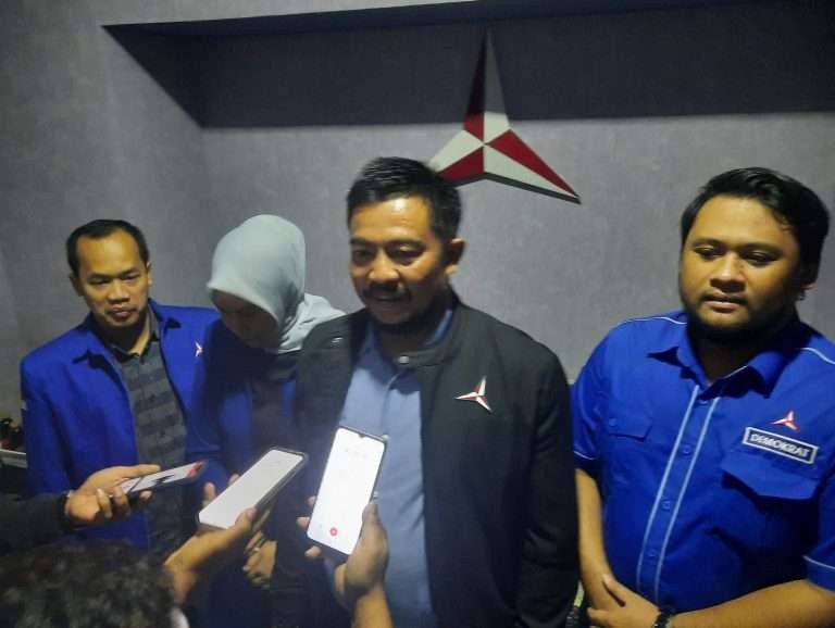 Ashari, anggota Fraksi Partai Demokrat, persoalan sosial yang terjadi di Kota Kediri bisa teratasi jika saja Pemerintah Daerah memiliki program sapu jagat (Fendi/Ngopibareng.id)