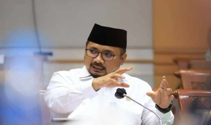 Menteri Agama Yaqut Cholil Qoumas teken peraturan hati-hati jangan siulan sembarangan bisa dipidanakan. (Foto: Humas Kemenag)