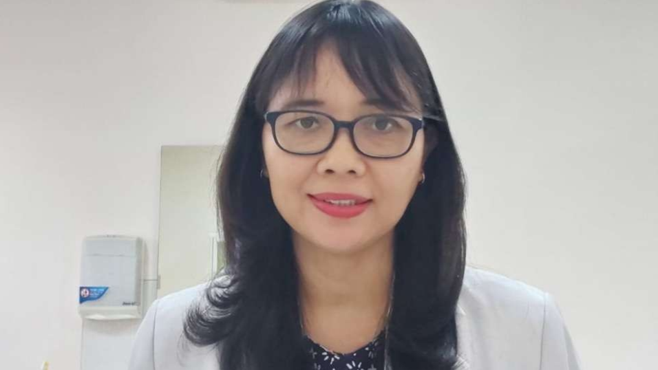 Dosen Fakultas Kedokteran Universitas Surabaya (FK Ubaya), dr Lucia Pudyastuti Retnaningtyas. (Foto: Pita Sari/Ngopibareng.id)