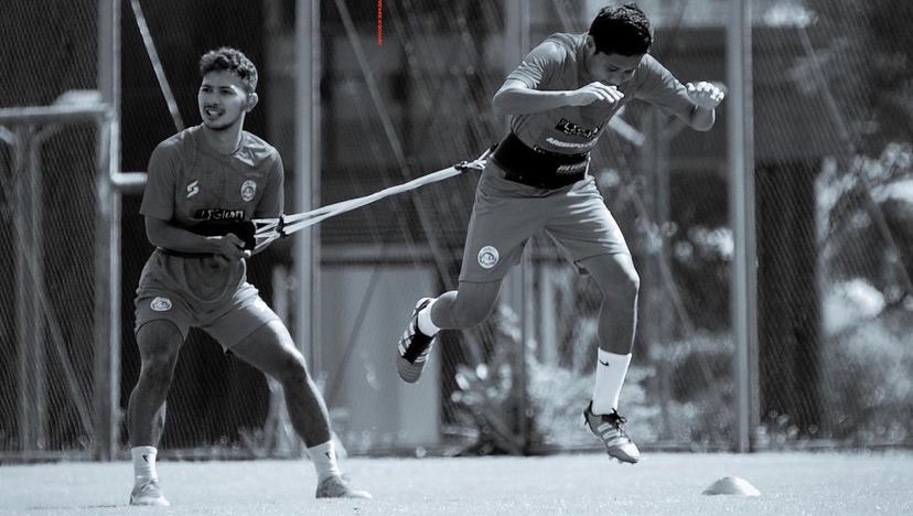 Pemain Arema FC ketika menjalani sesi latihan perdana (Foto: Instagram/@aremafcofficial)