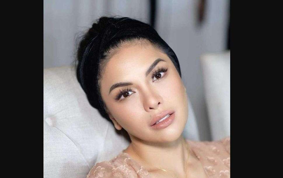 Nikita Mirzani dipenjara terkait kasus pencemaran nama baik Dito Mahendra, pacar penyanyi yang Ayunda. (Foto: Instagram @nikitamirzanimawardi)