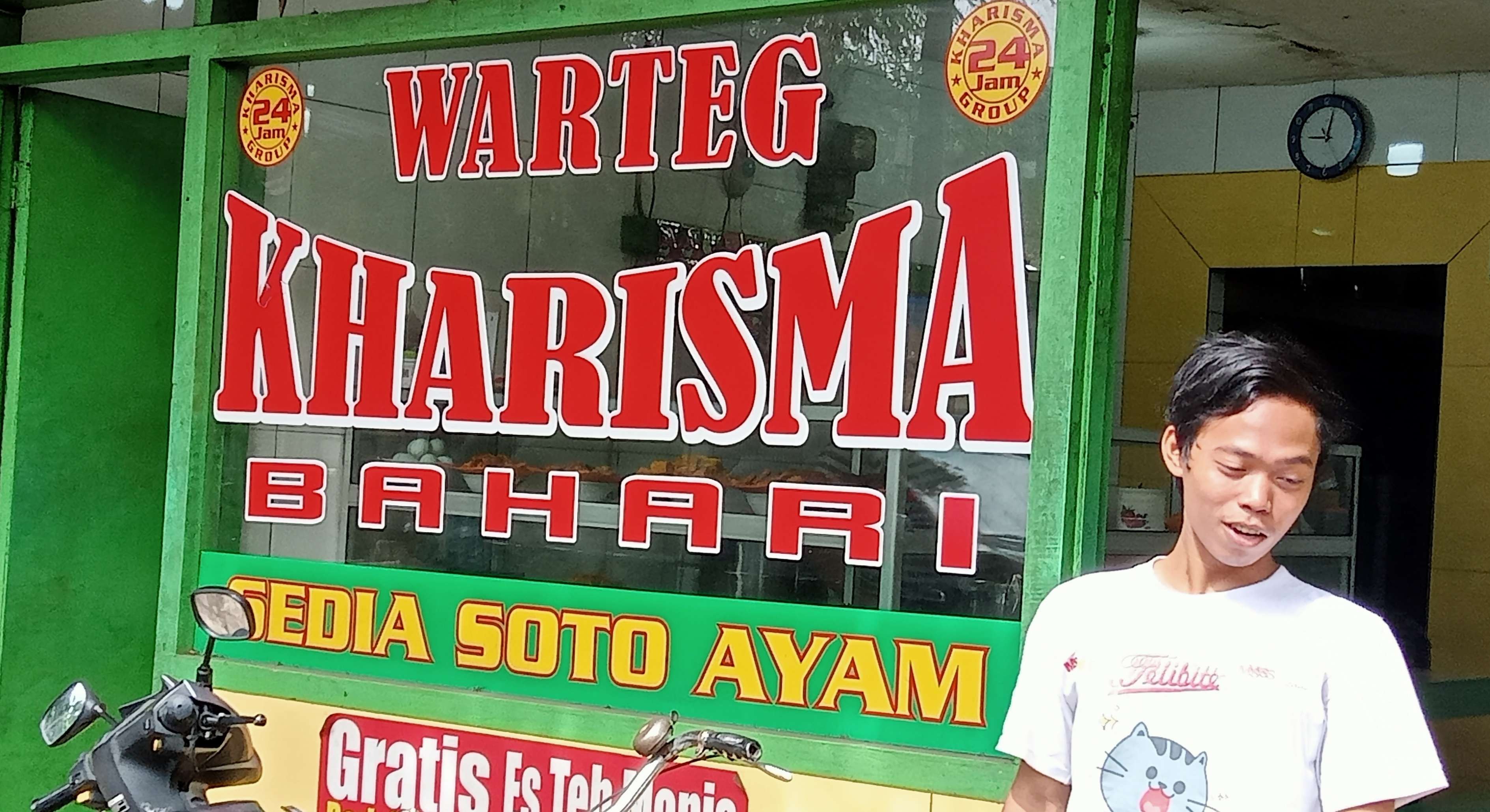 Tampilan Warteg Kharisma Bahari dibuat seragam (Foto: Asmanu/ngopibareng.id)