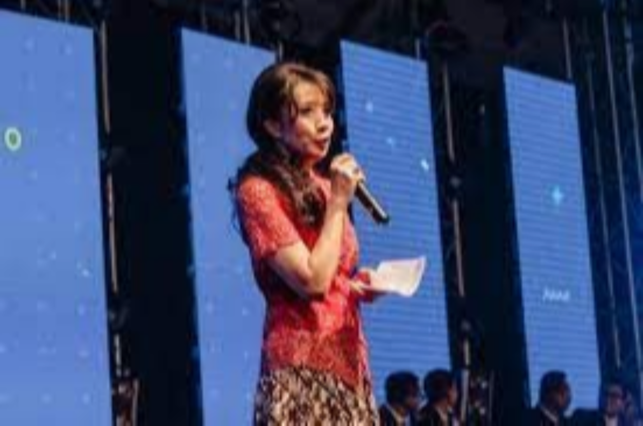 CEO PT Dutakom Wibawa Putra (DNET) Caroline Gondokusumo menjelaskan, DNET sebagai salah satu pelopor IT Companies di Kota Surabaya. (Foto: Instagram)