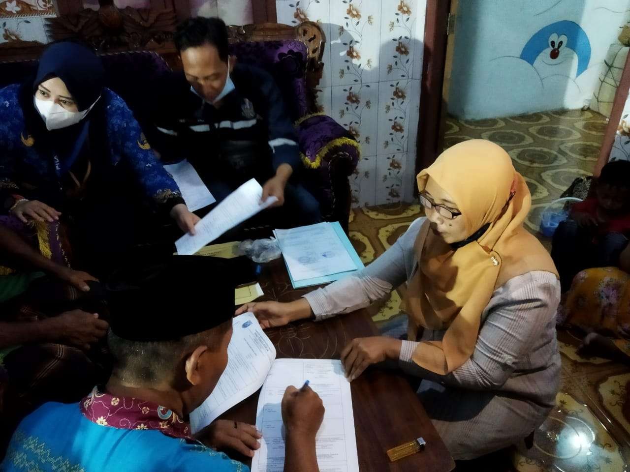 Pemulangan jenazah TKI di Desa Triwungan, Kecamatan Kotaanyar, Kabupaten Probolinggo, beberapa hari lalu. (Foto: Disnaker Kabupaten Probolinggo)