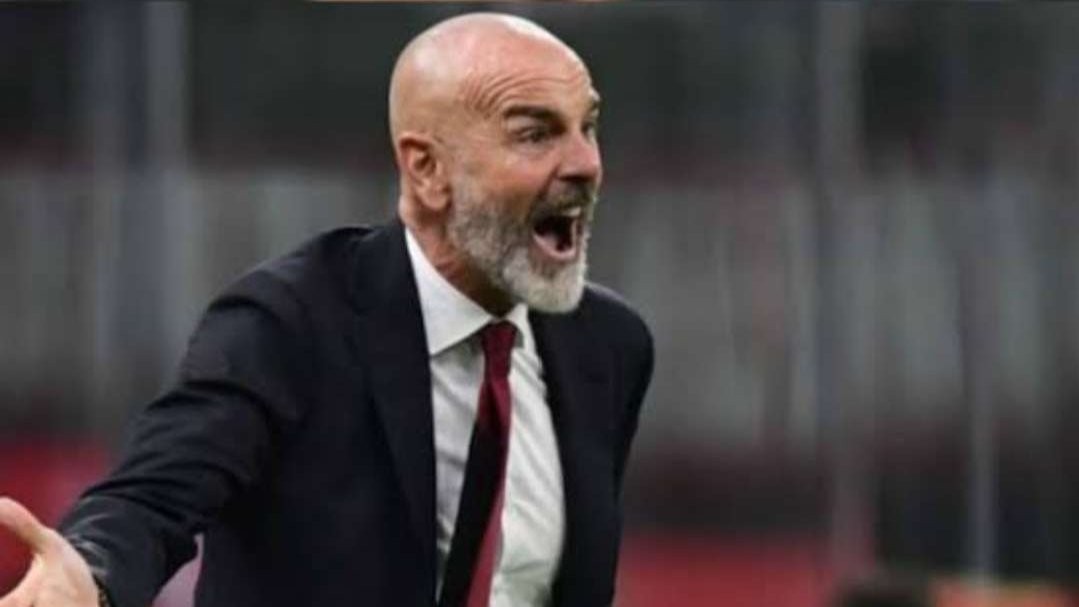 Stefano Pioli mendapatkan perpanjangan kontrak pelatih AC Milan hingga 2025. (Foto: AC Milan Official)