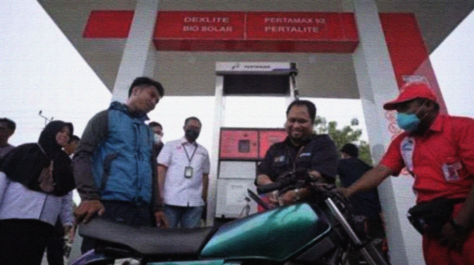 Layanan di salah satu BBM Satu Harga di bawah Pertamina. (Foto: dok. Pertamina)