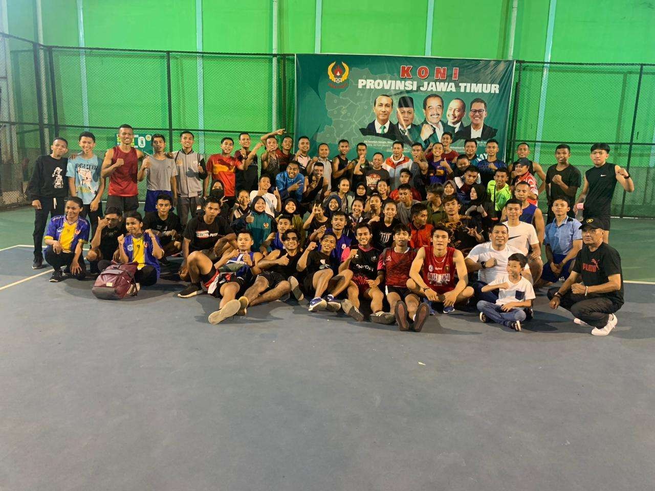 Seleksi Atlet Muaythai Indonesia di Gedung KONI Jatim, Surabaya. (Foto: Fariz Yarbo/Ngopibareng.id)