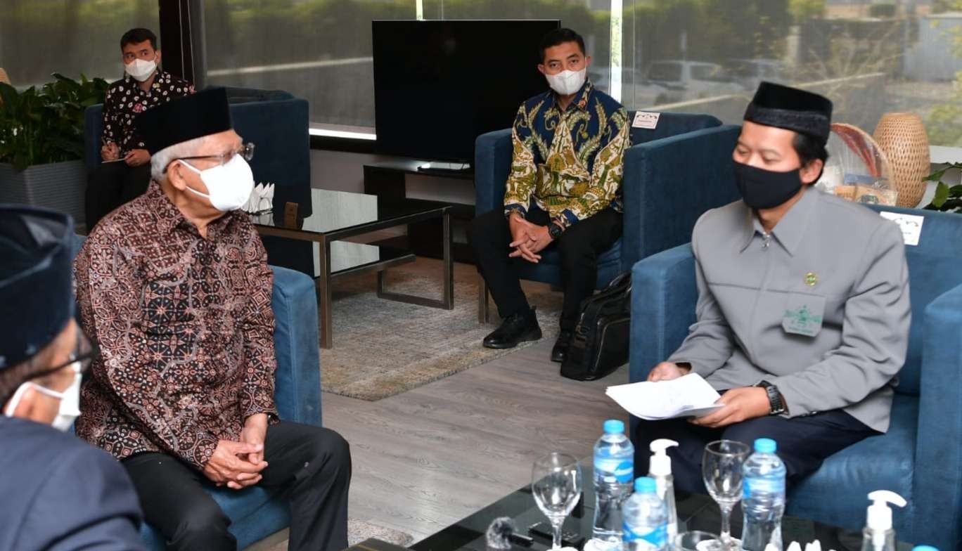 Wapres saat menerima audiensi jajaran Pengurus Cabang Istimewa Nahdlatul Ulama (PCINU) Mesir di Hotel Royal Maxim Palace Kempinski, Kairo,  Mesir, (Foto: BPMI Setwapres)