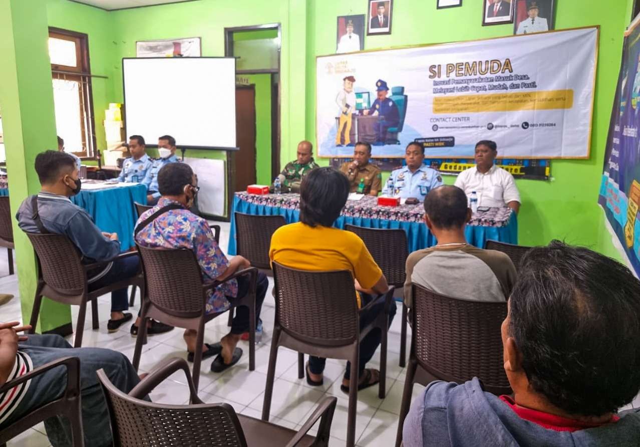 Sosialisasi SiPemuda bersama warga Gedangan, Sidoarjo. (Foto: Aini Arifin/Ngopibareng.id)