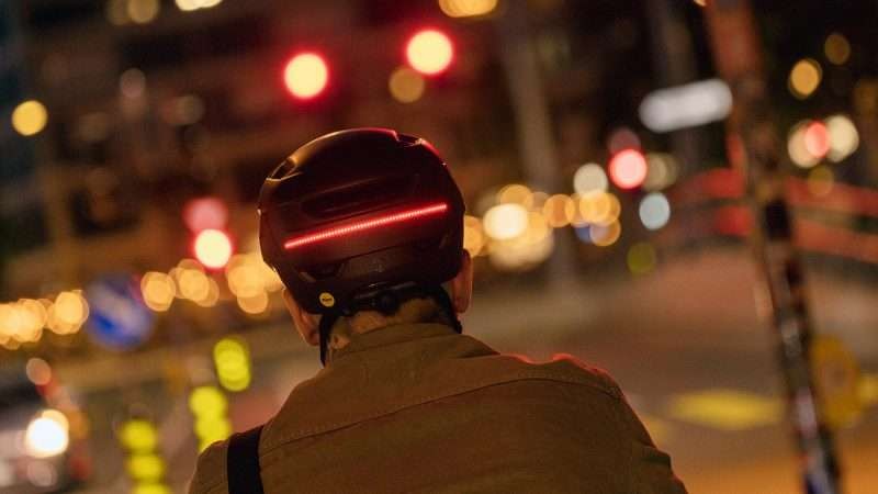 Helm Scott La Mokka ada stop lamp yang bekerja sesuai pergerakan sensor. (Foto: scott sport)