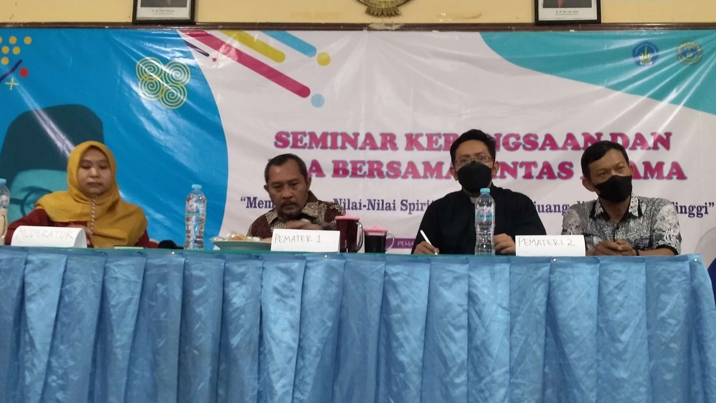 Himanistra FISIP Universitas WR Supratman, gelar kegiatan Seminar Kebangsaan dan Doa Bersama Lintas Agama dalam rangka memperingati hari pahlawan. (Foto: Istimewa)