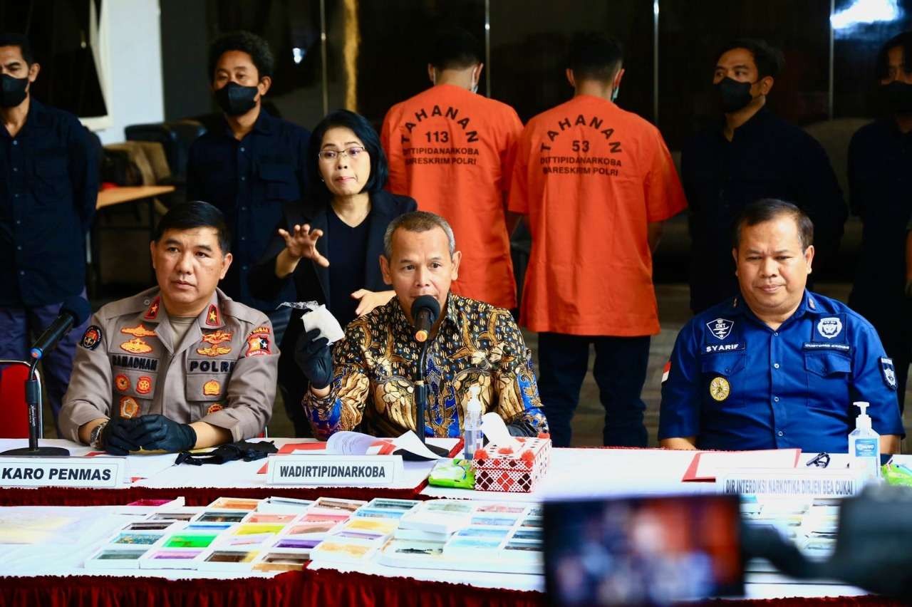 Direktorat Tindak Pidana Narkoba Bareskrim Polri pengungkapan kasus jaringan narkoba internasional.(Foto: Humas Polri)