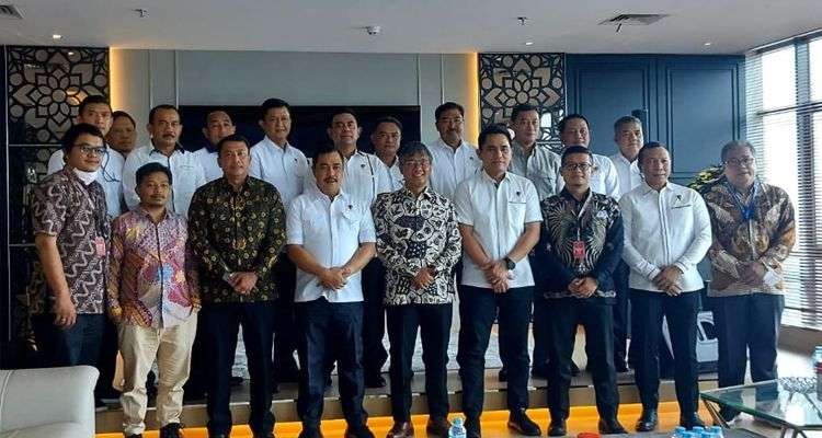 Dewan Pers dan Polri usai menandatangani Perjanjian Kerja Sama soal perlindungan terjadap jurnalis di Gedung Bareskrim Polri, 10 November 2022.(Foto: fikiran rakyat)