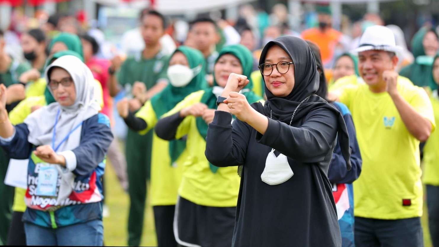 Bupati Banyuwangi Ipuk Fiestiandani dalam acara HKN di Taman Blambangan, Banyuwangi (foto:istimewa)