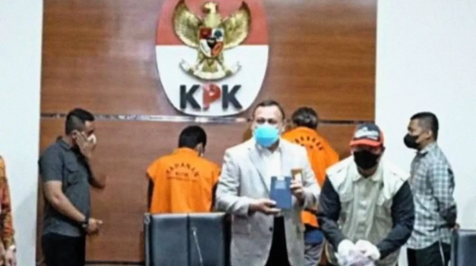 Ketua KPK Firli Bahuri dalam konferensi pers di Gedung KPK, Jumat 23 September 2022.( Foto: Arsip KPK)