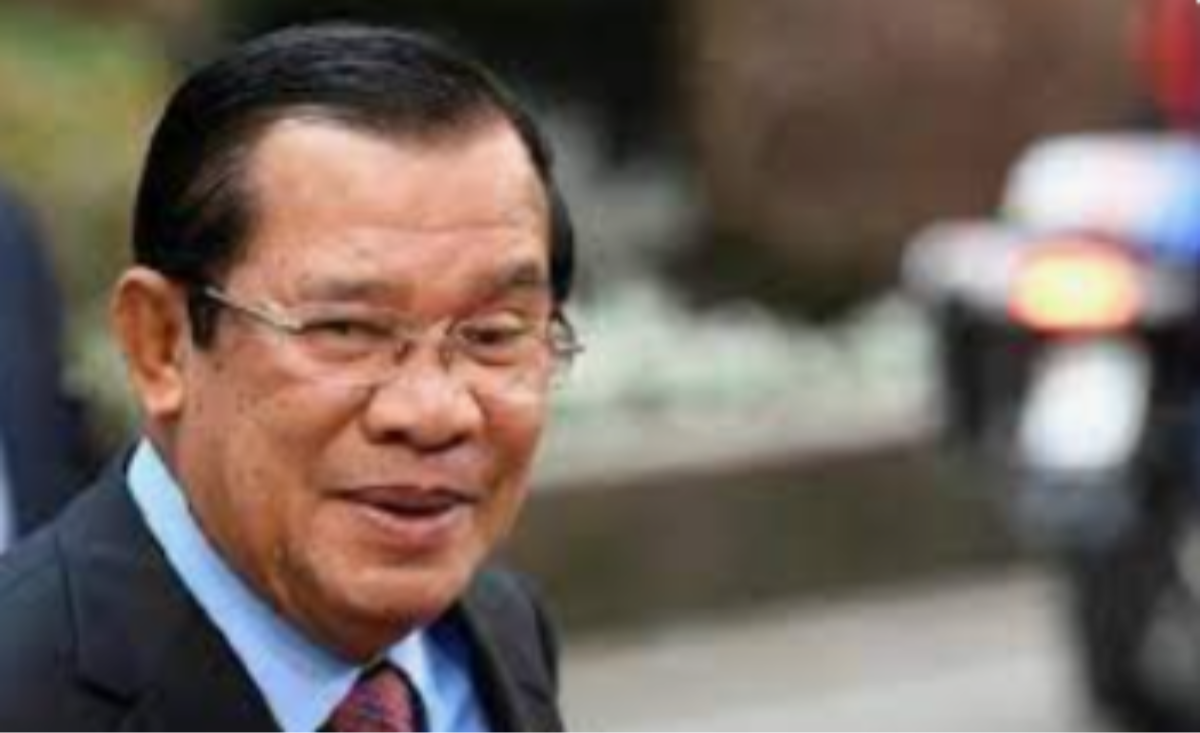 Perdana Menteri Kamboja Hun Sen disebut positif COVID-19 saat tiba di Bali, pada Selasa 15 November 2022 pagi. (Foto: Tempo.co)